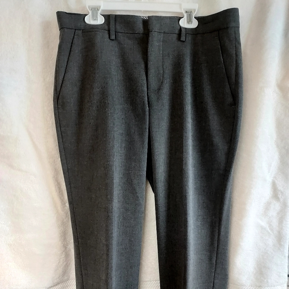 Express Mens dress pant Slim 29x34 stretch, wrinkle resistant.  Dark gray